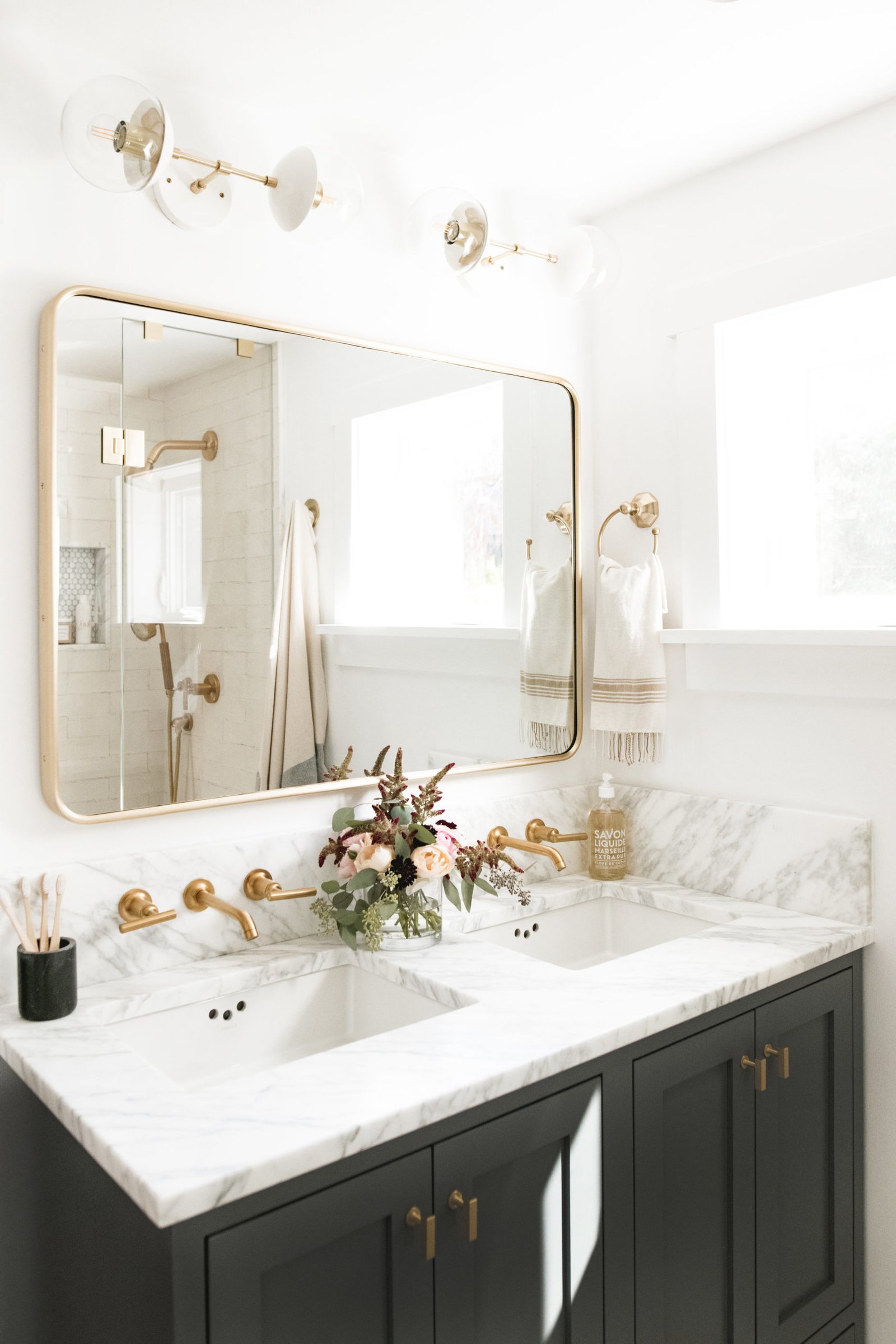 Best Mirror Design for Bathroom