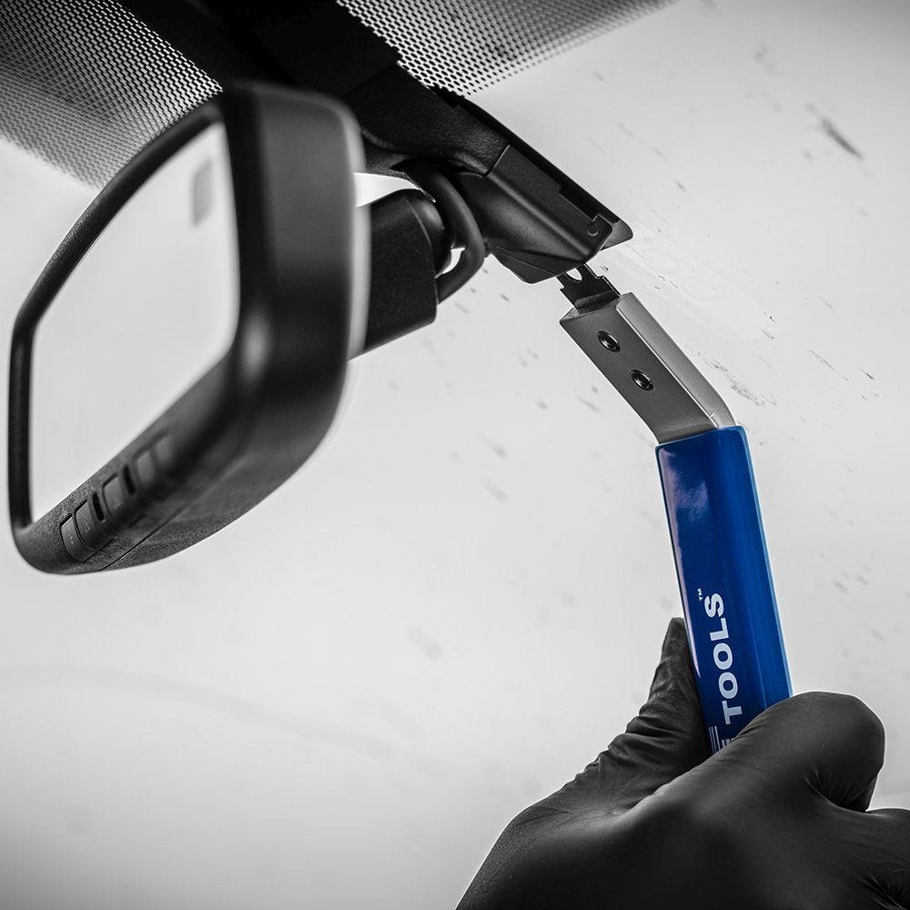 How to Remove a Ford Rear View Mirror